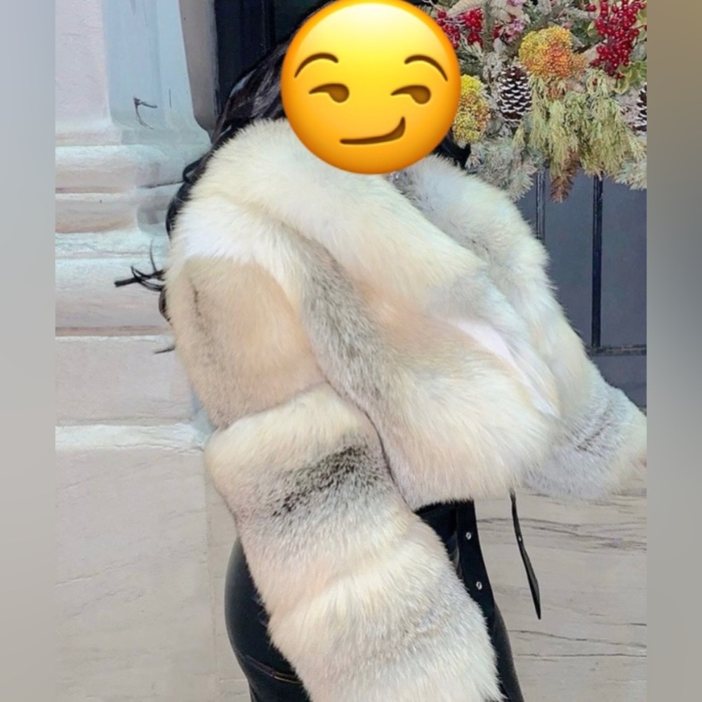 REAL Golden Island Fox Fur Coat - Picture 4 of 7